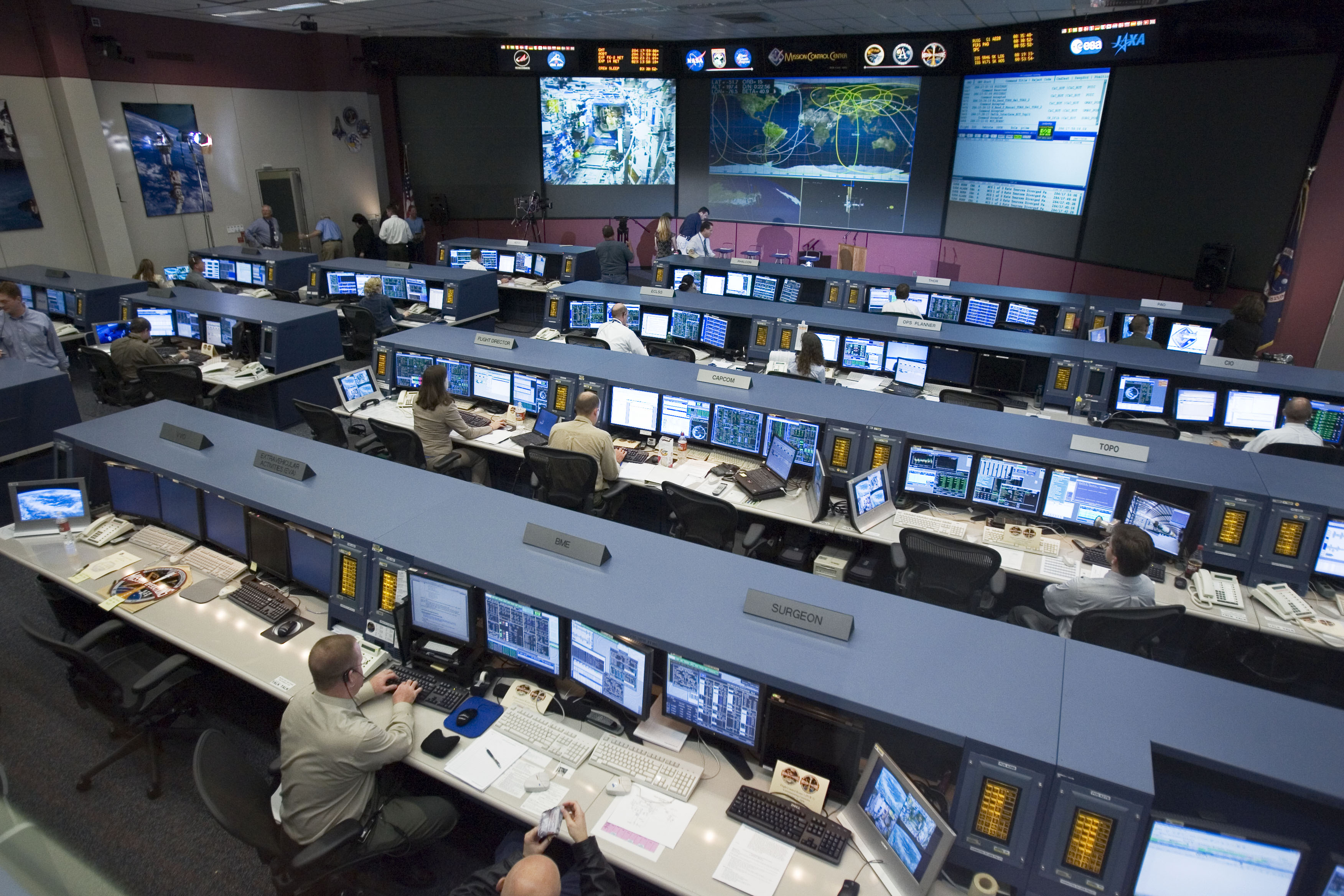 NASA - MISSION CONTROL CONSOLES FOR INTERNATIONAL SPACE STATION ...